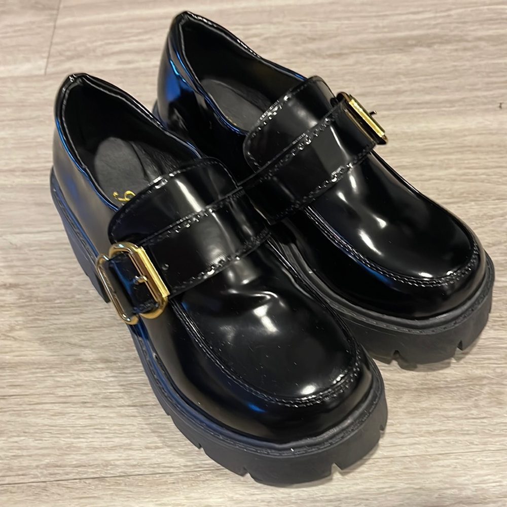 Brand new loafers size 7(38)